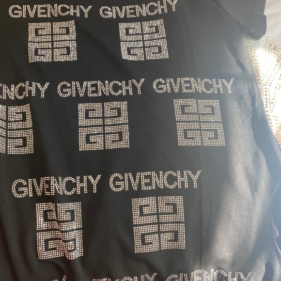 Designer dresses - Picture 2 of 3